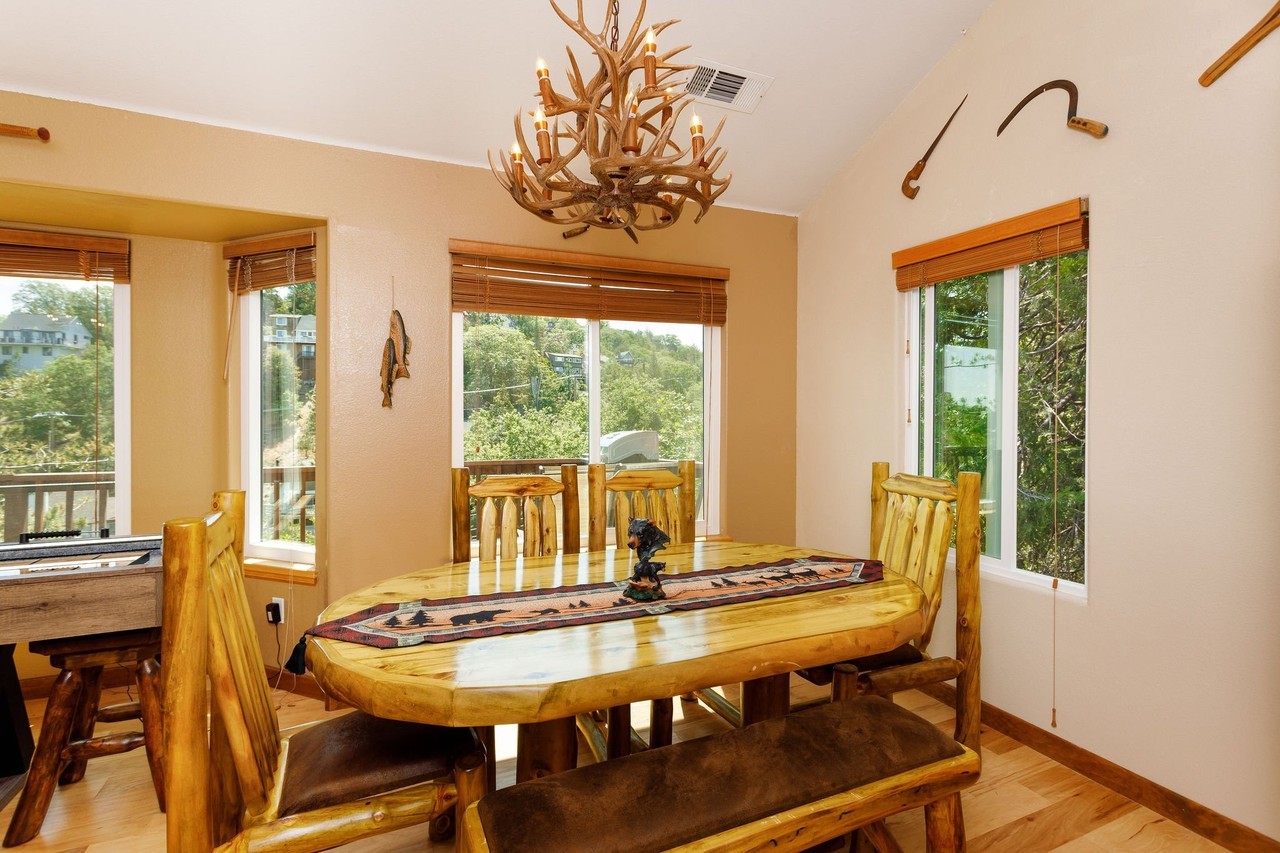 1208 Aleutian Dr - Photo 5 of 19