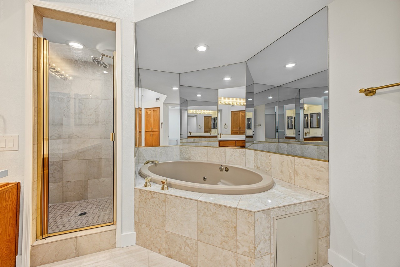 902 W Glendale Ave #104 - Photo 7 of 20