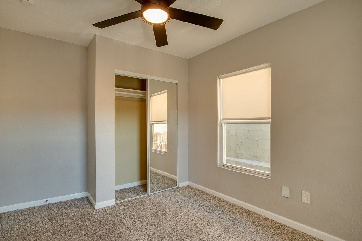 3776 Franklin Ave - Photo 7 of 19