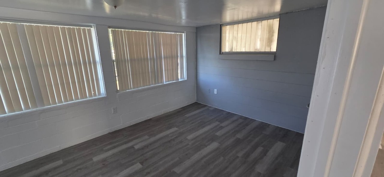 1423 Mccoy Rd - Photo 5 of 15