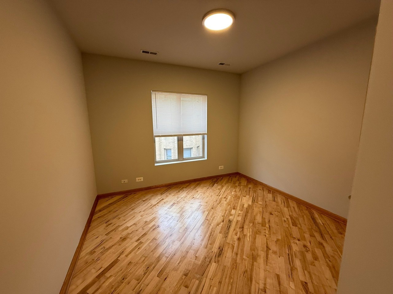 1623 W Columbia Ave - Photo 4 of 12