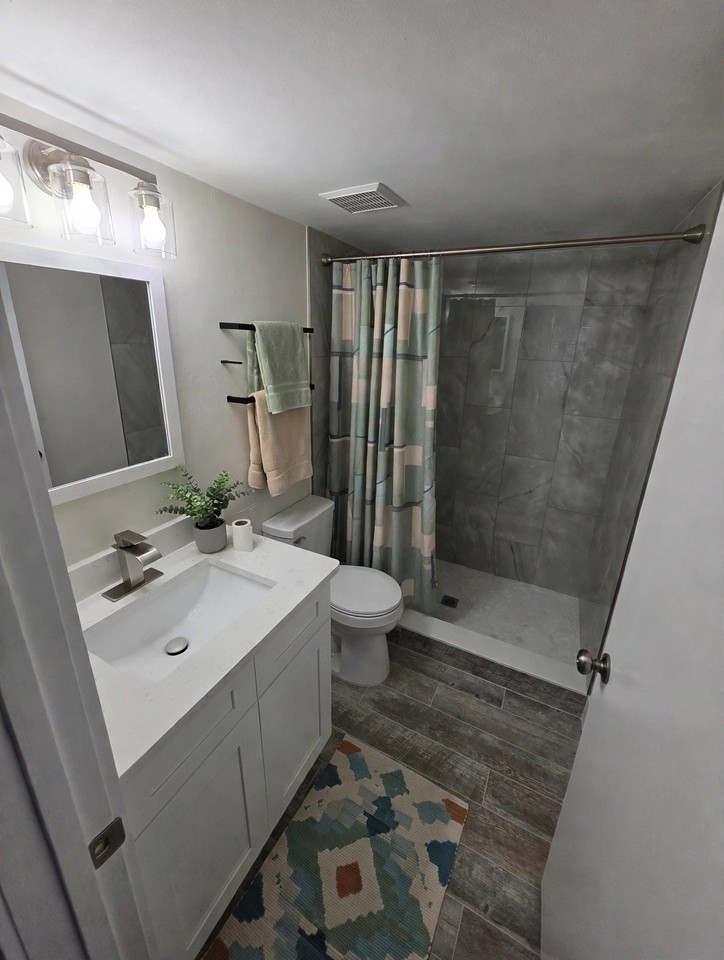 2688 Pine Ridge Way N #D1 - Photo 6 of 10