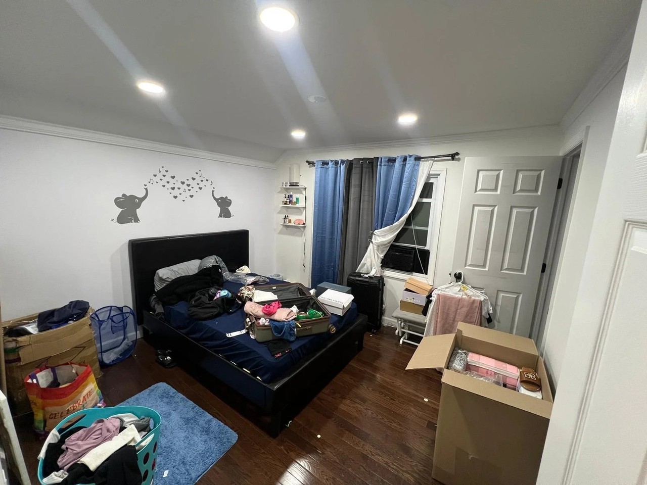 64 W 25th St #3 - Photo 6 of 6