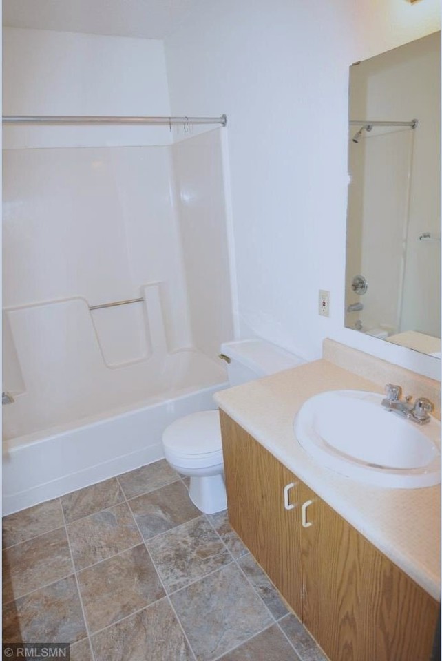 750 5th St S #203 - Photo 7 of 10