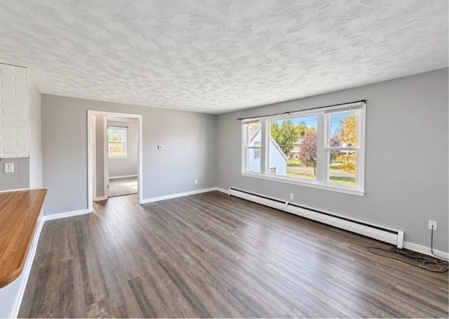 257 Witmer Road - Photo 4 of 26