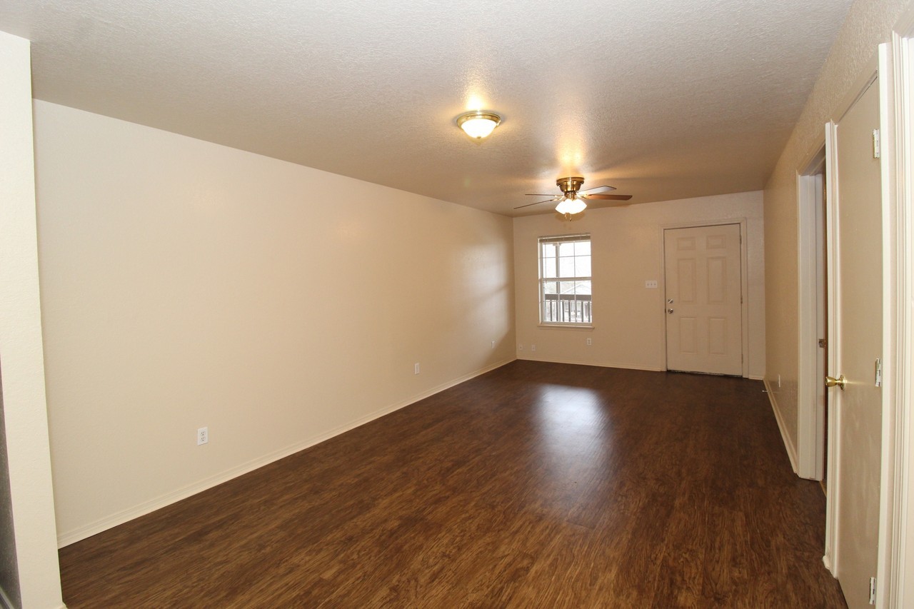 418 South 12th St. 8-Plex - Photo 3 of 13