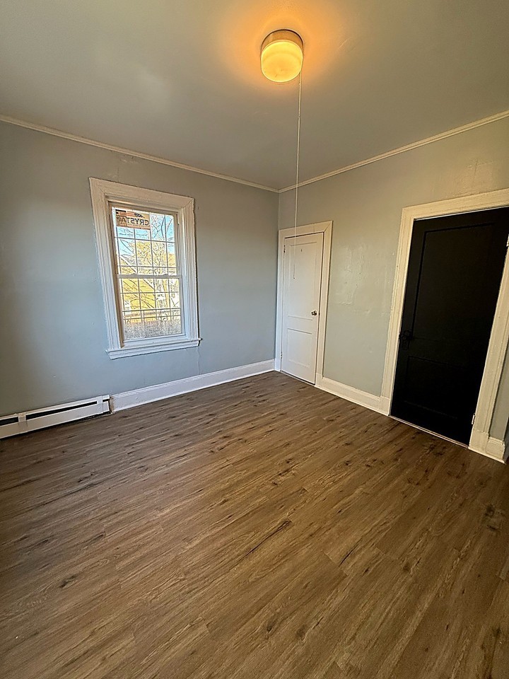 42 Redding Street - Photo 5 of 8