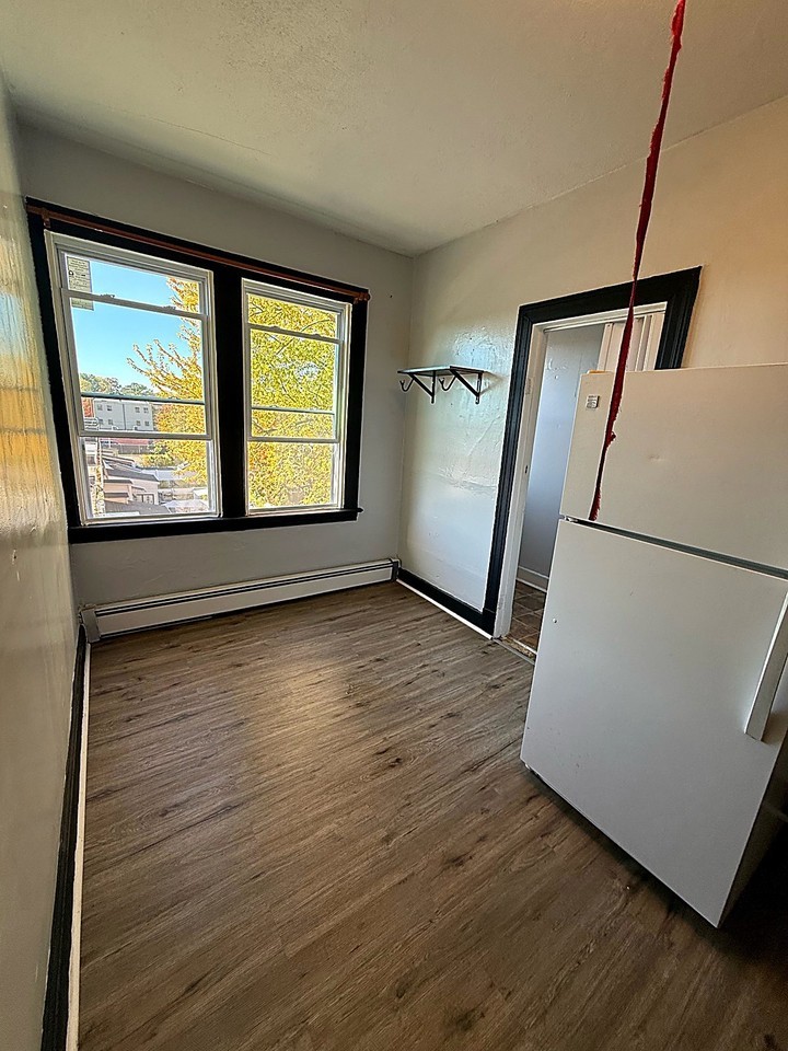 42 Redding Street - Photo 6 of 8