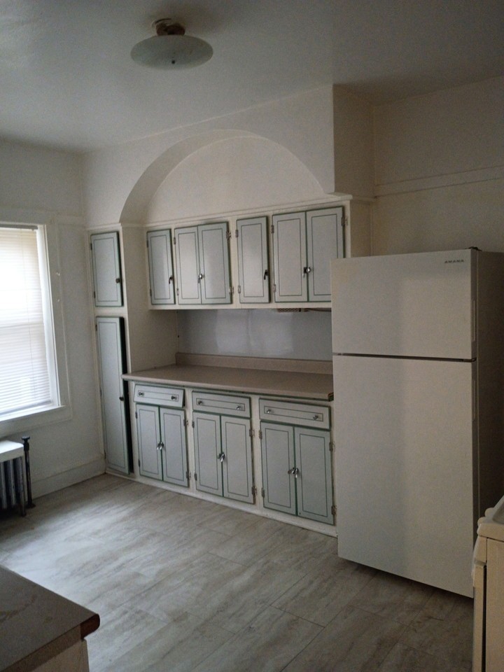 2409 North 52nd Street - Photo 2 of 4