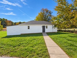 featured image of 1514 Ninevah Rd #C