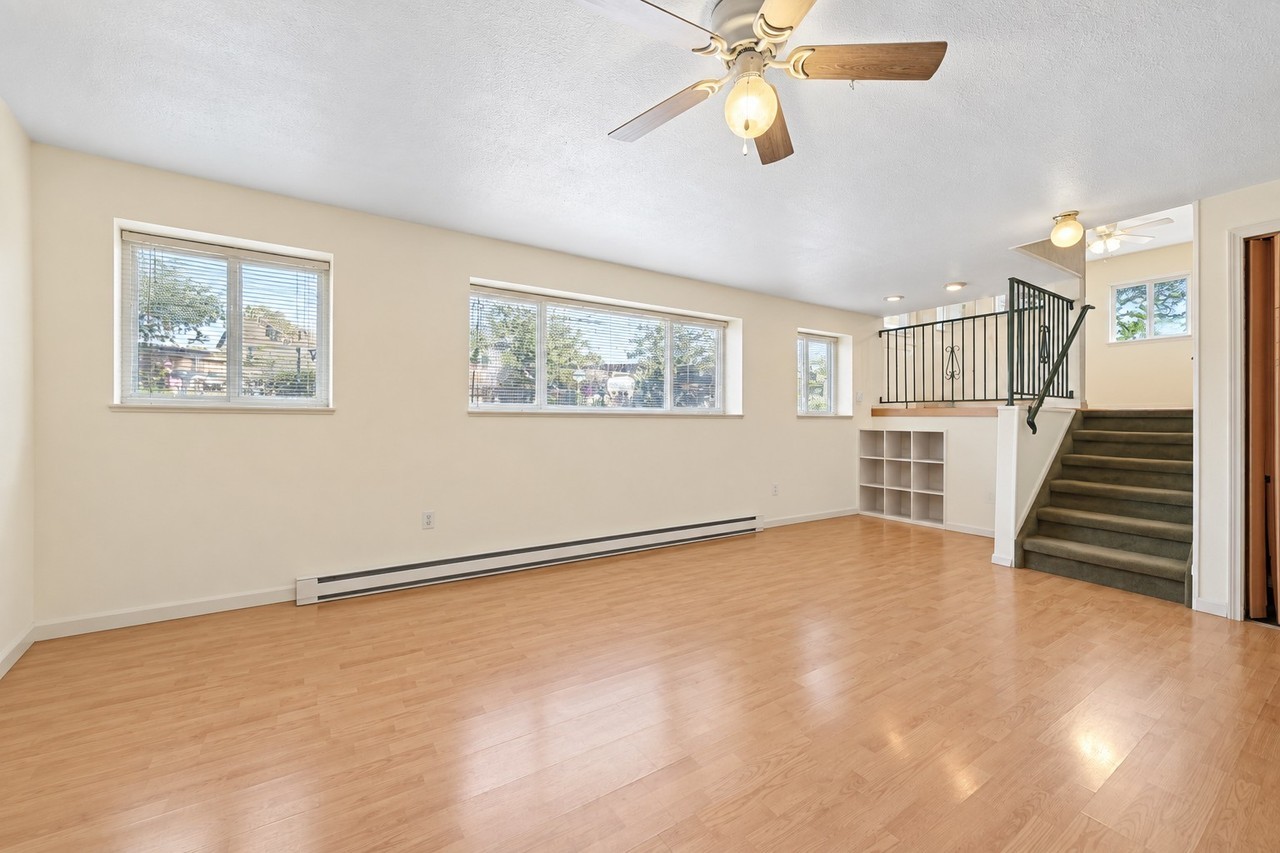 2260 Conley Blvd #1 - Photo 3 of 24