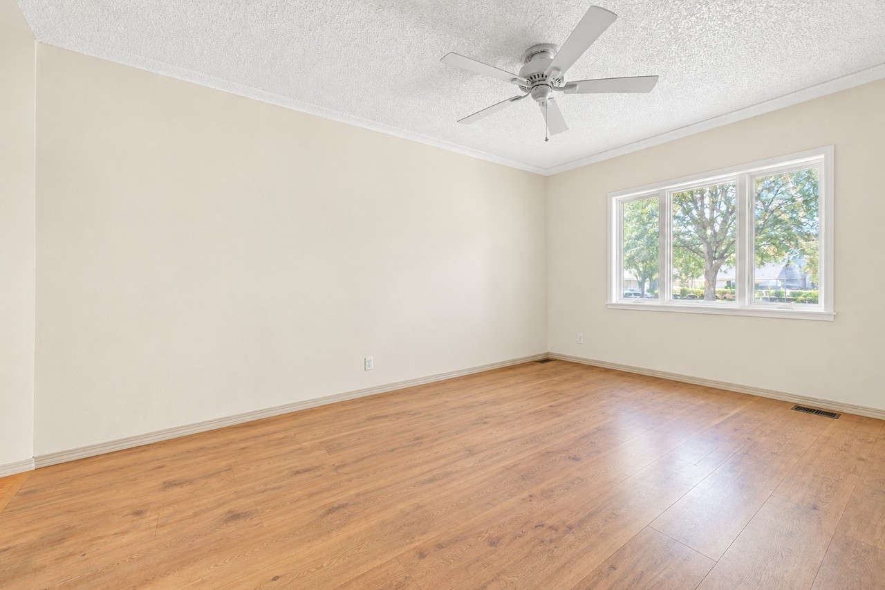 2260 Conley Blvd #1 - Photo 5 of 24