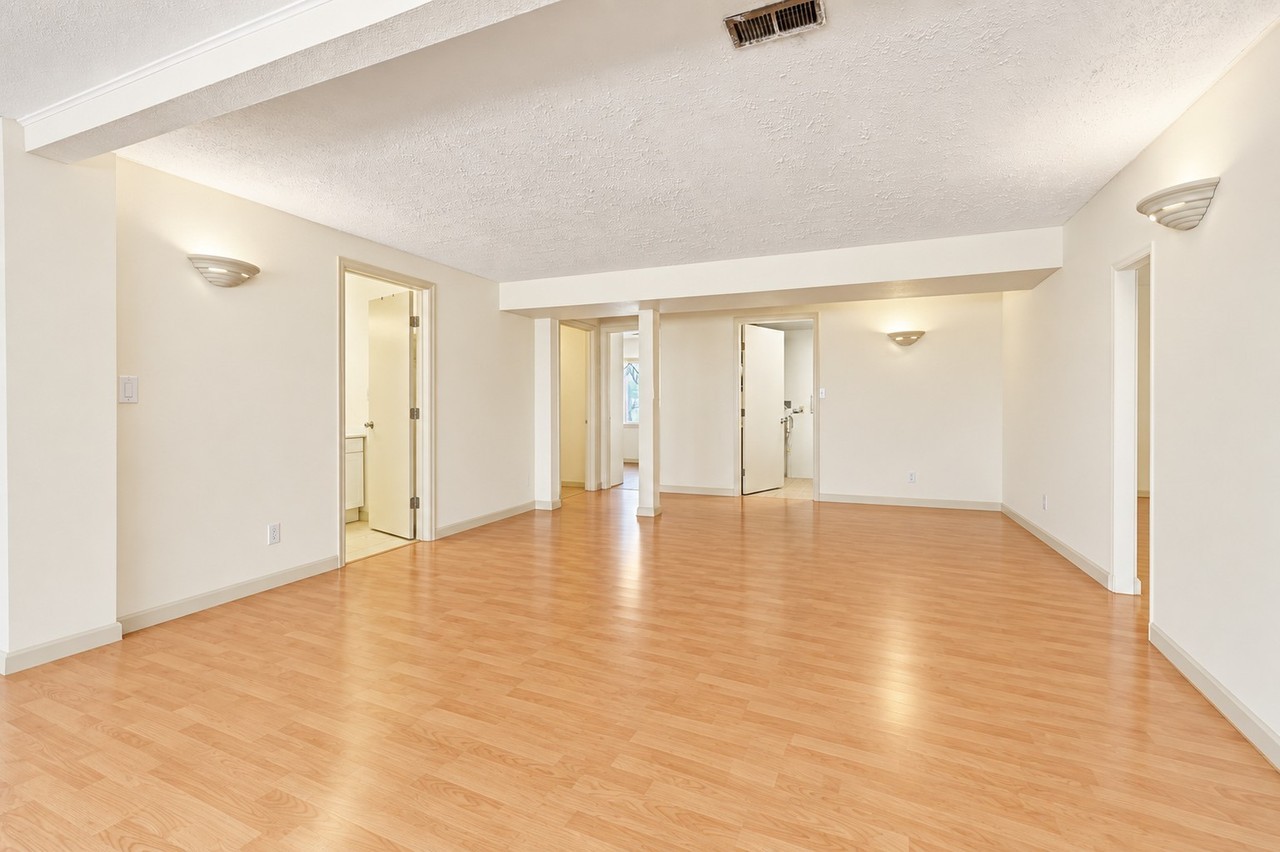 2260 Conley Blvd #1 - Photo 6 of 24