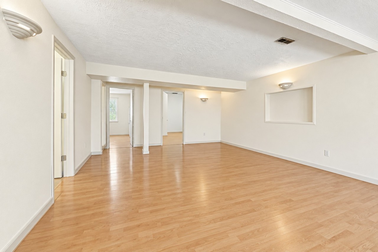2260 Conley Blvd #1 - Photo 7 of 24