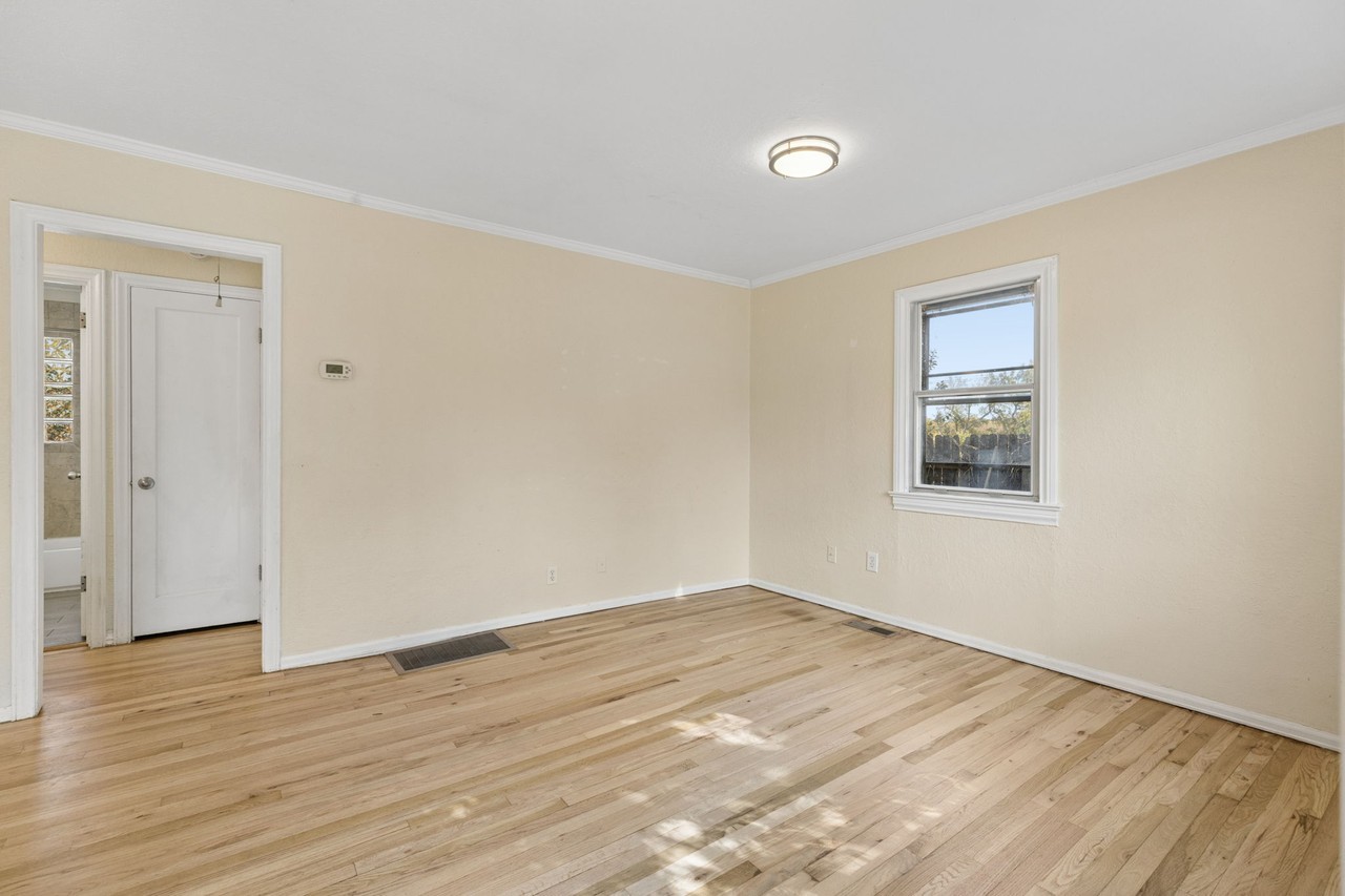 512 W San Miguel St #1 - Photo 6 of 29