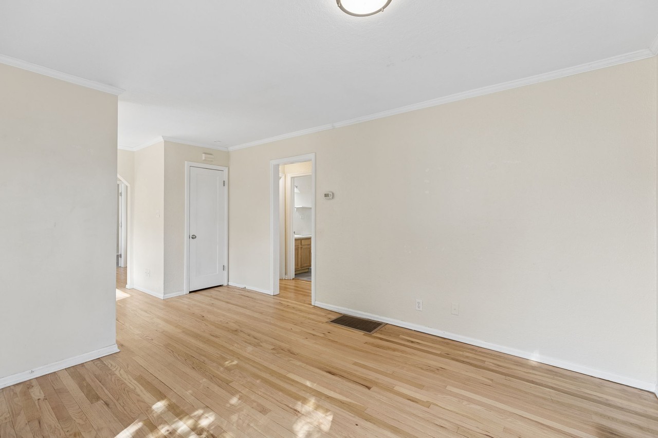 512 W San Miguel St #1 - Photo 7 of 29