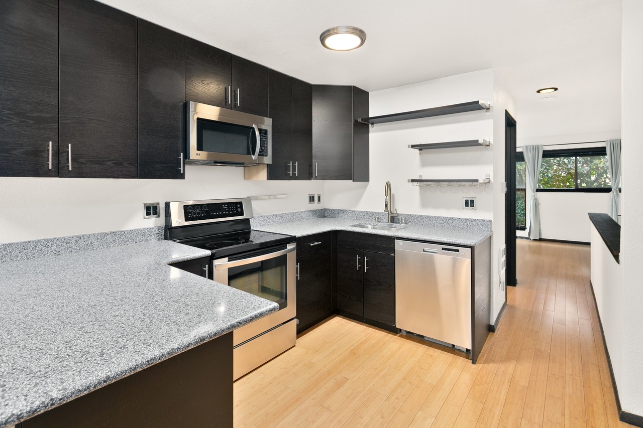 3655 Albion Pl N #3 - Photo 4 of 18