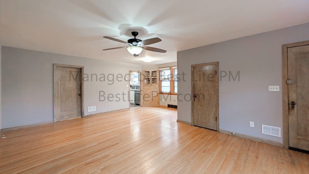 1315 Se 37th Ave #A - Photo 5 of 24