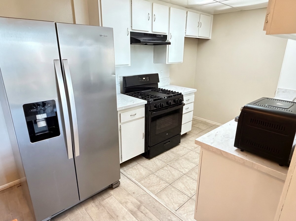 6351 Riverside Dr #1 - Photo 3 of 10