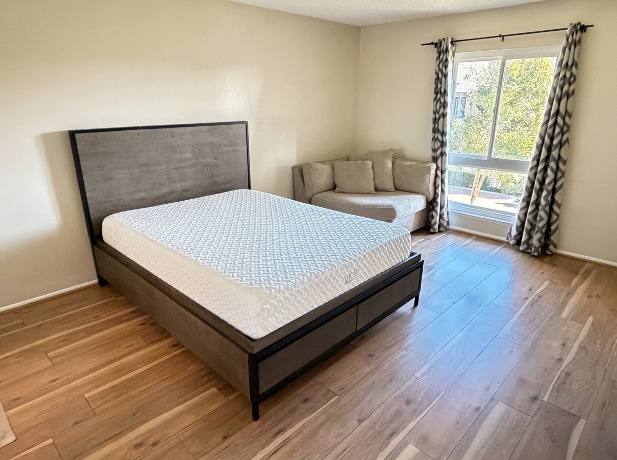6351 Riverside Dr #1 - Photo 5 of 10