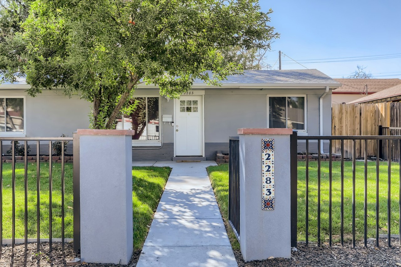 2283 Elmira Street - Photo 2 of 20