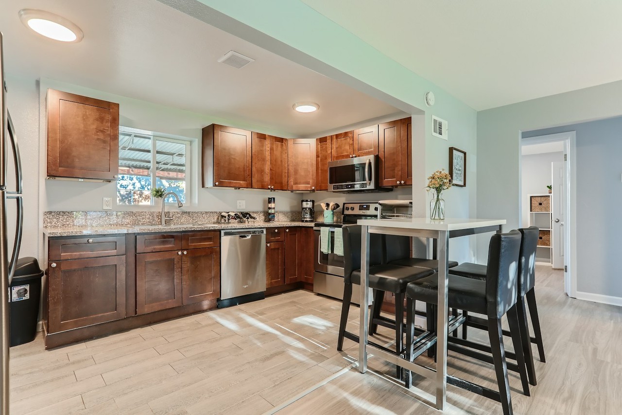 2283 Elmira Street - Photo 7 of 20