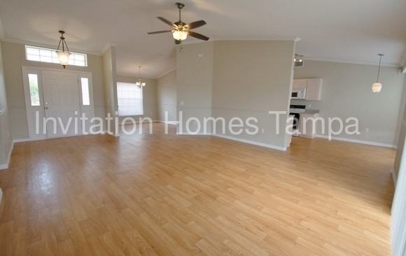 924 Highland Loop Rd - Photo 3 of 5