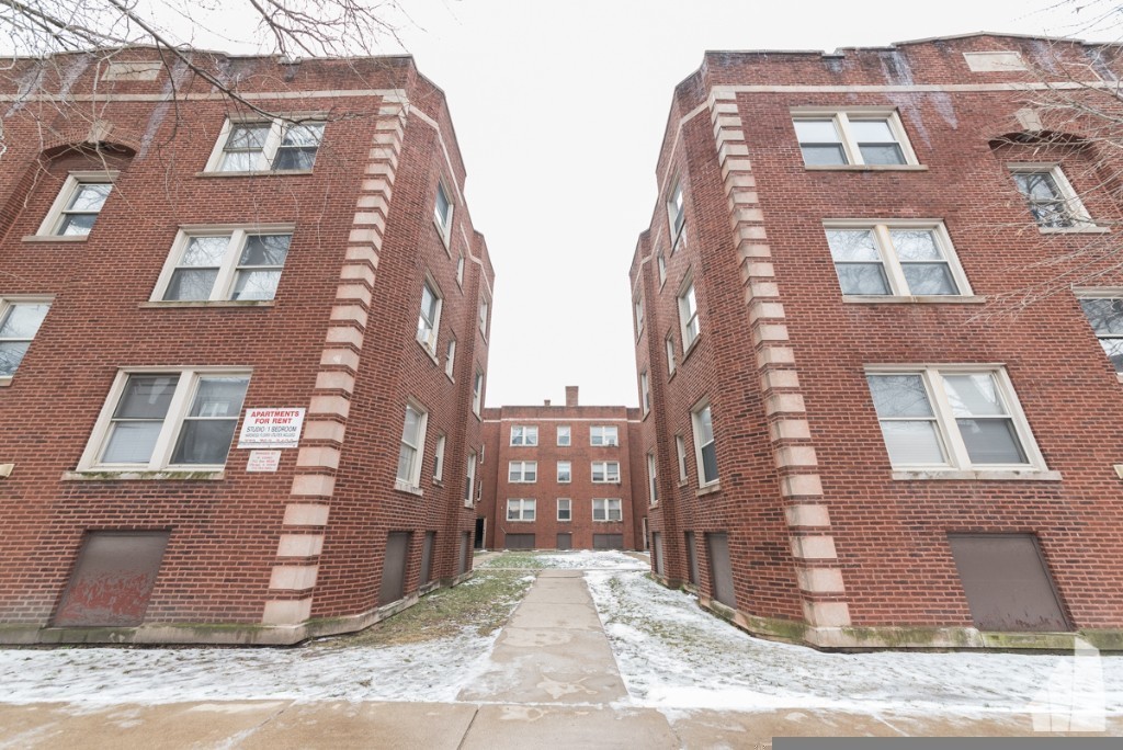 4025 W Melrose St #33-1E