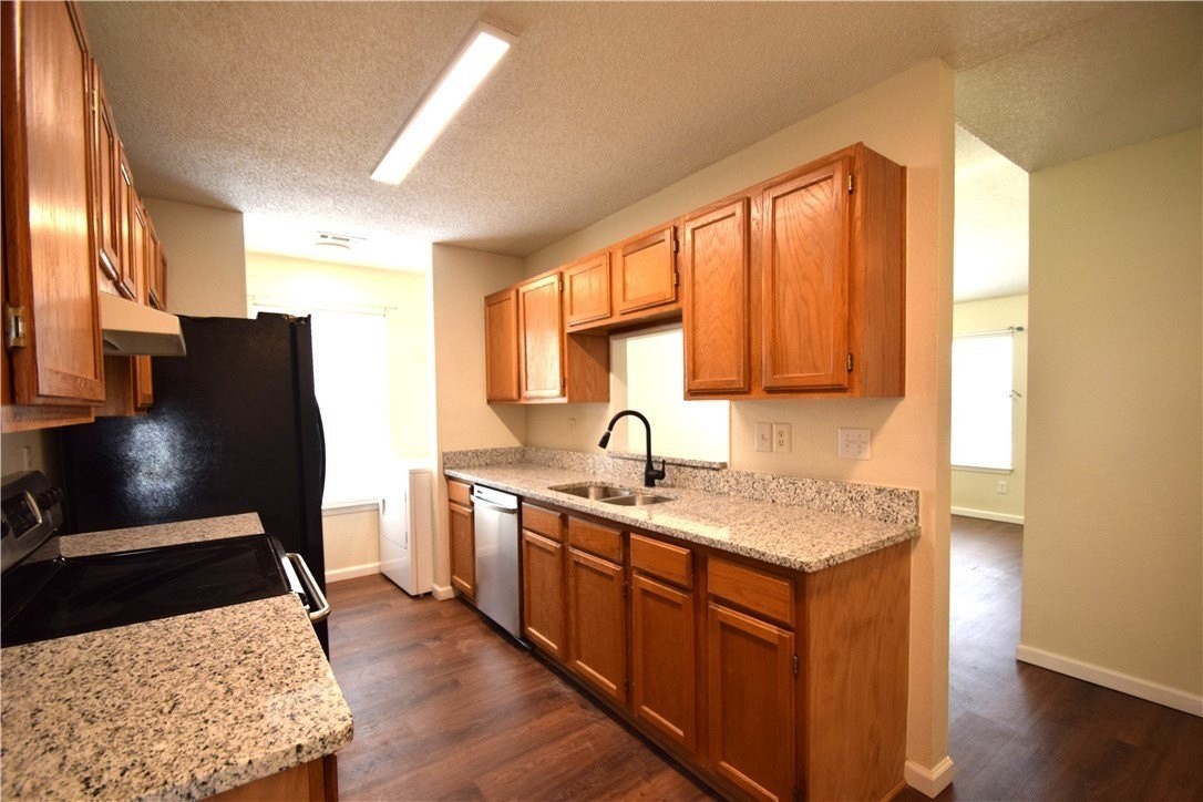 207 Se 16th St - Photo 6 of 21