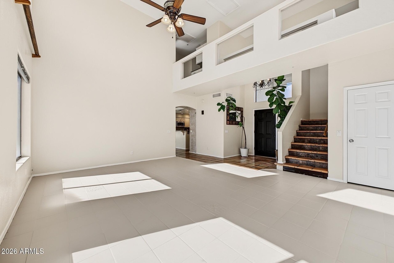 10075 E Friess Dr - Photo 4 of 22