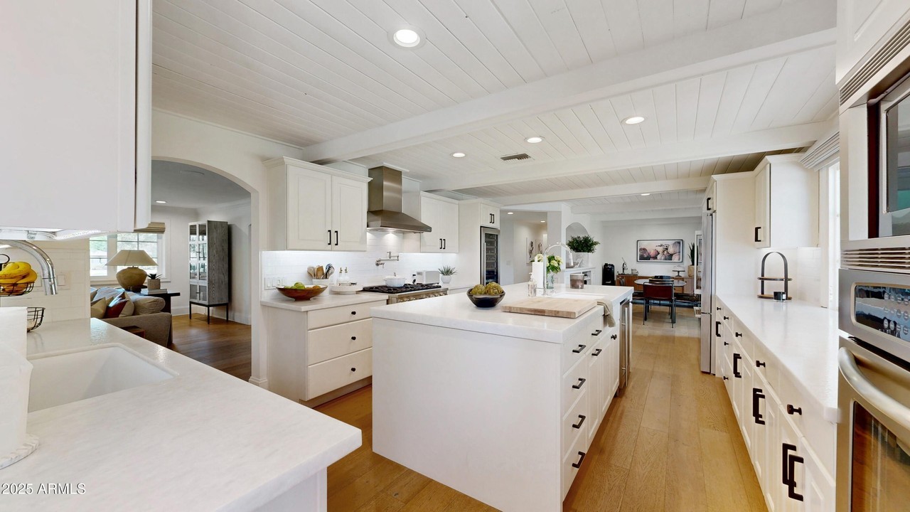 4701 N Dromedary Rd - Photo 7 of 24