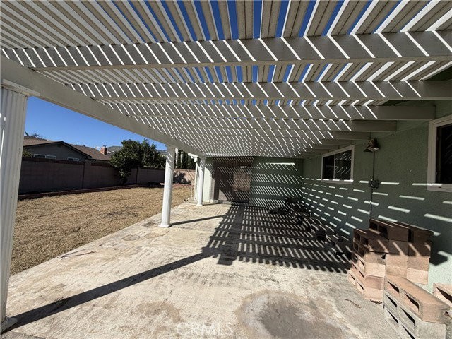 17391 Elm St - Photo 7 of 8
