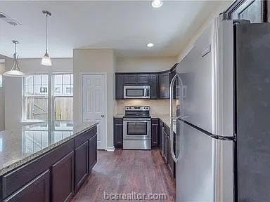 203 Sterling St #B - Photo 2 of 13