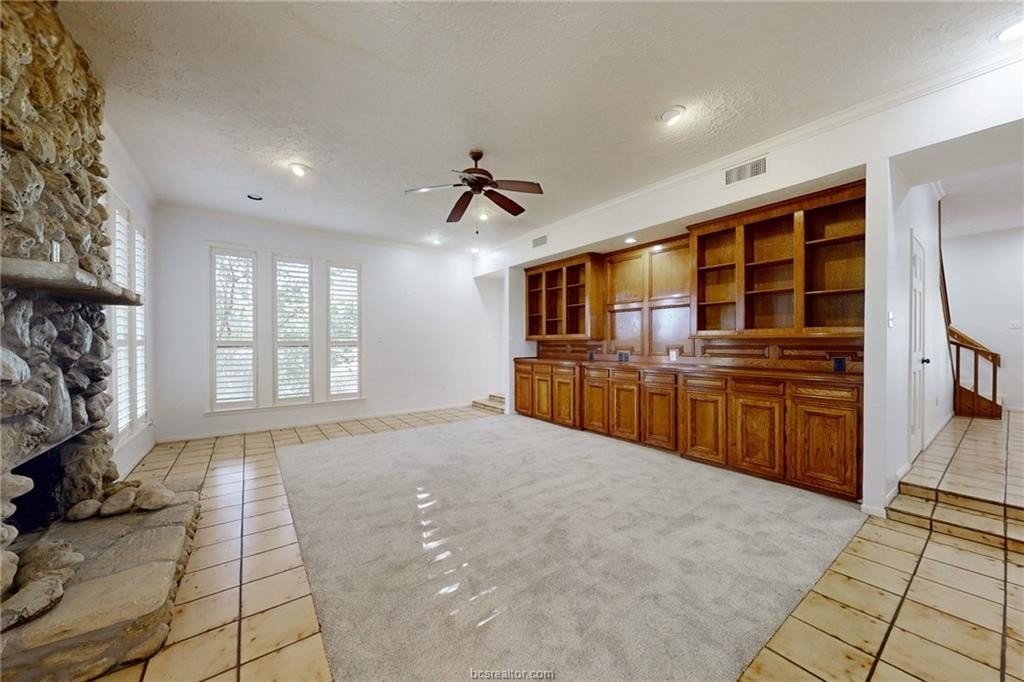 6773 Sunshine Valley Ln - Photo 7 of 42