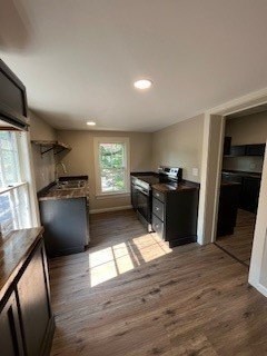 120 Howell St - Photo 5 of 16