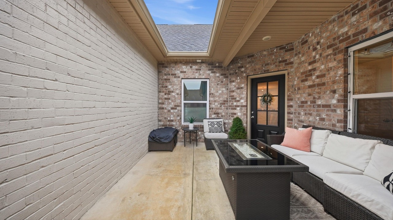 154 Founding Way Unit G - Photo 5 of 46