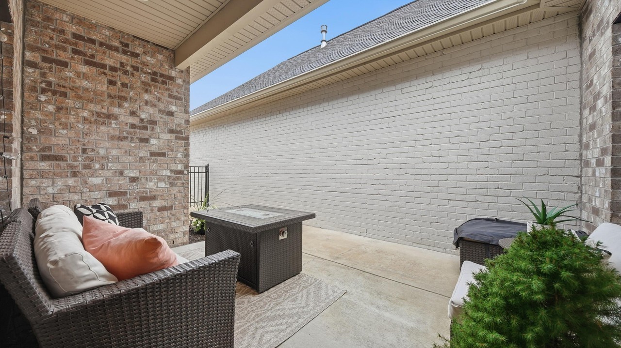 154 Founding Way Unit G - Photo 7 of 46