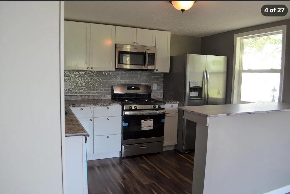 2427 Strimple Ave - Photo 4 of 23