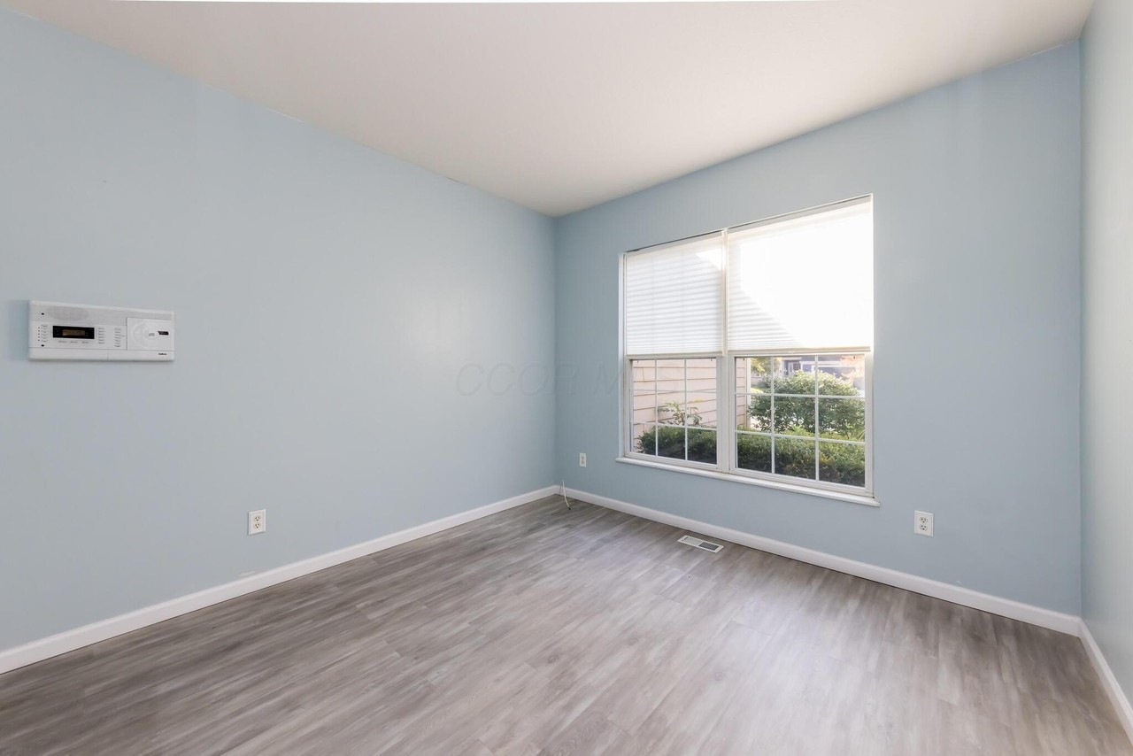 6981 Upper Cambridge Way - Photo 7 of 50