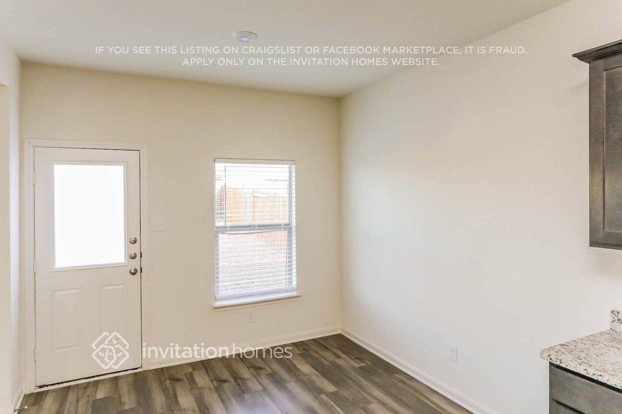 3036 Chico Dr - Photo 4 of 16
