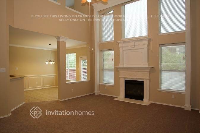 4802 Winterview Dr - Photo 2 of 9