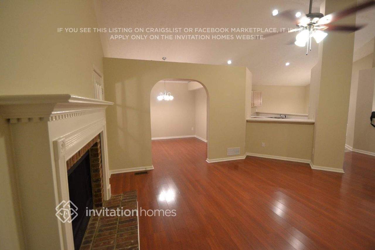 2501 Boulder Springs Pt - Photo 3 of 11