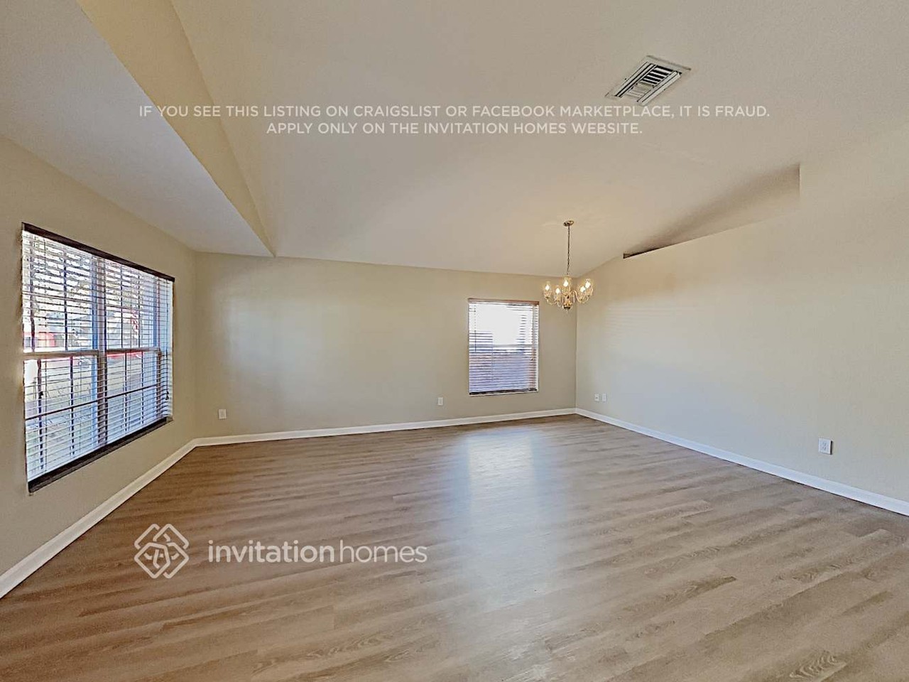 11429 Misty Isle Ln - Photo 6 of 22