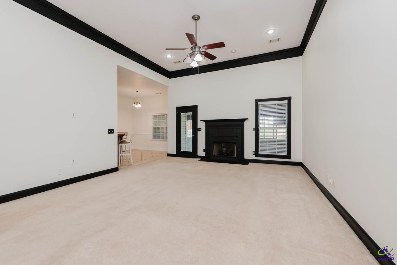 603 Woods Edge Way - Photo 3 of 50