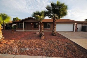featured image of 1531 E Hilton Ave