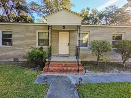 featured image of 16 Oak Forest Dr