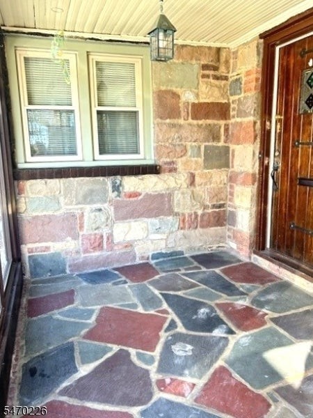 128 Norwood Ave - Photo 2 of 12
