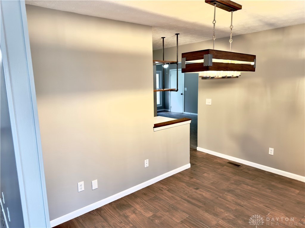 6671 Ravenna Ave - Photo 4 of 13