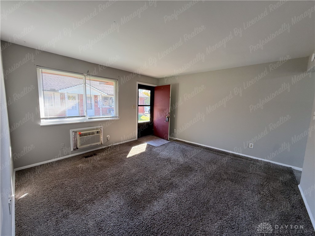 5557 Misty Ln - Photo 4 of 17