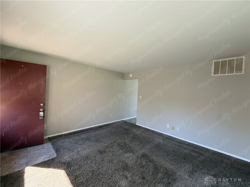 5557 Misty Ln - Photo 5 of 17